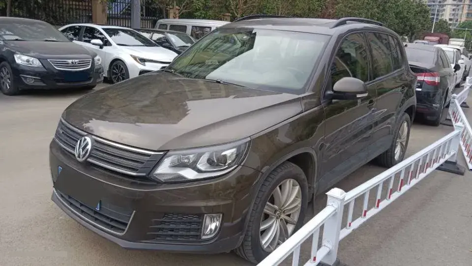 2013 Volkswagen Tiguan 1.8T 160HP L4 6AT