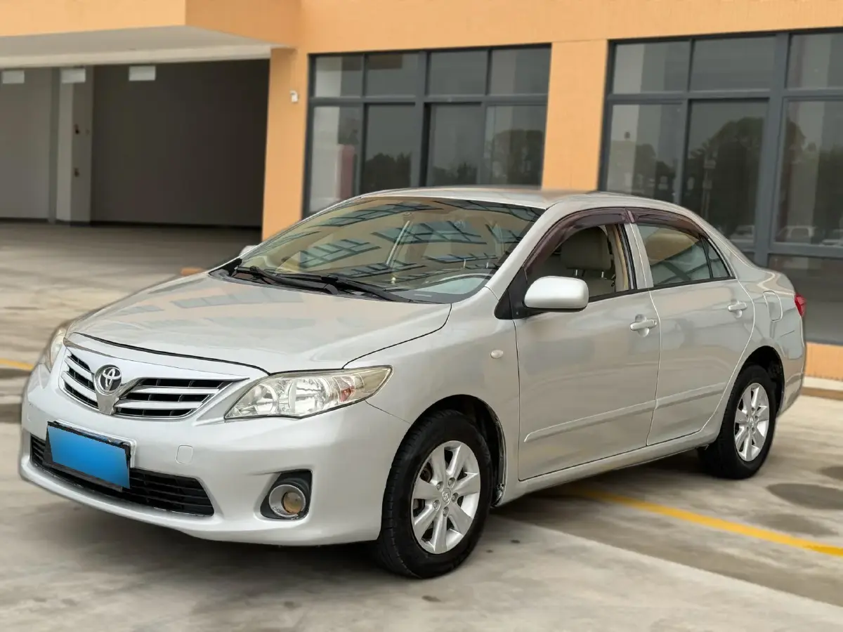 2011 Toyota Corolla 1.8L 140HP L4 CVT