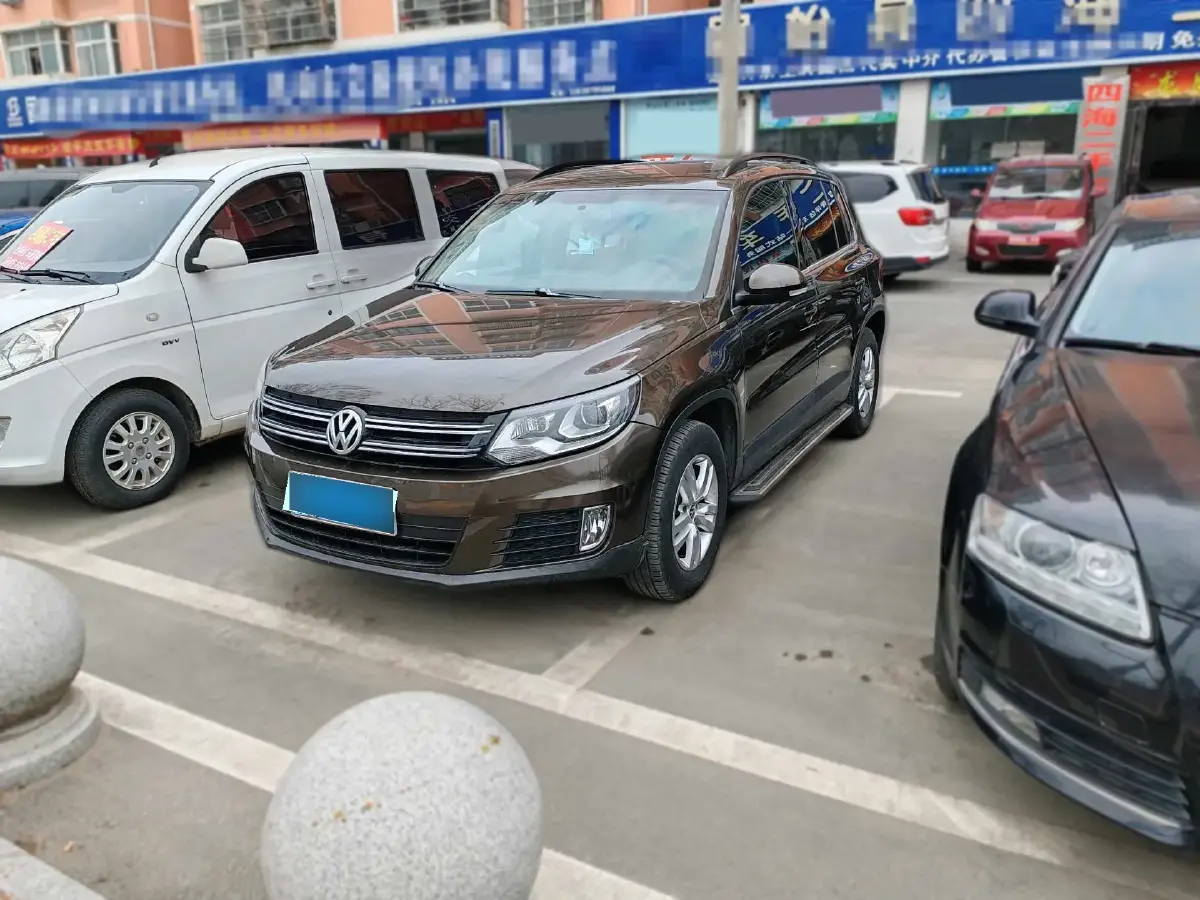 2015 Volkswagen Tiguan 1.8T 160HP L4 6MT