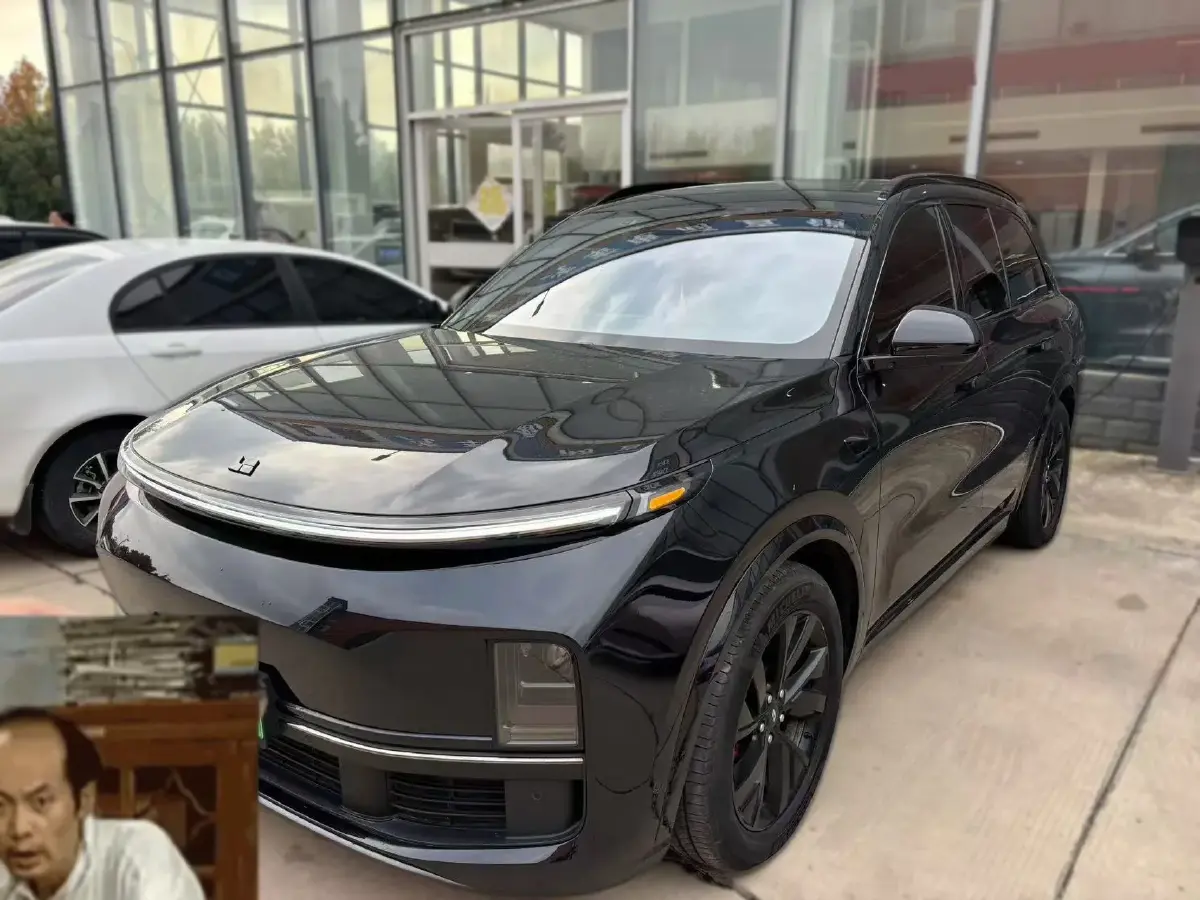 2023 Li L8 Range Extended 154HP REEV 40.9KWH