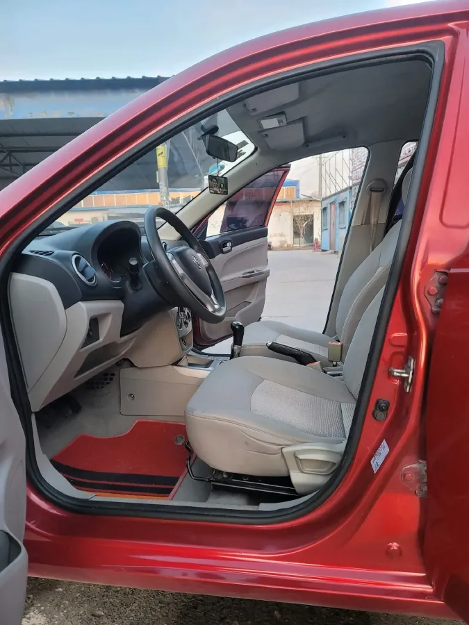2012 ChangAn Alsvin V3 1.3L 94HP L4 5MT,autocango,china used car exporter,china ev exporter,chinese used car exporter,chinese used ev exporter