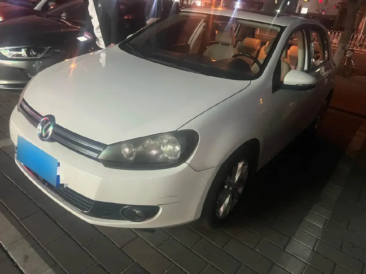 2012 Volkswagen Golf 1.4T 131HP L4 5MT