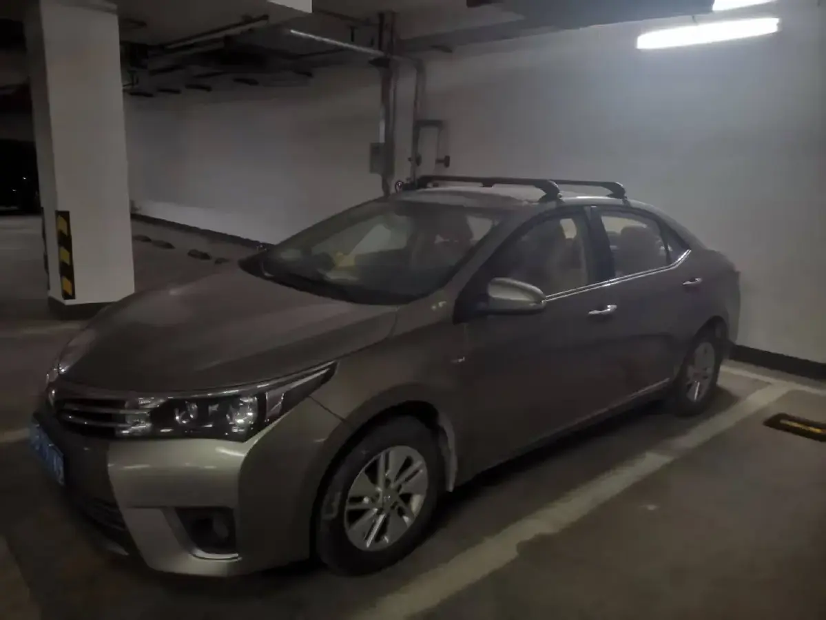 2014 Toyota Corolla 1.6L 122HP L4 CVT