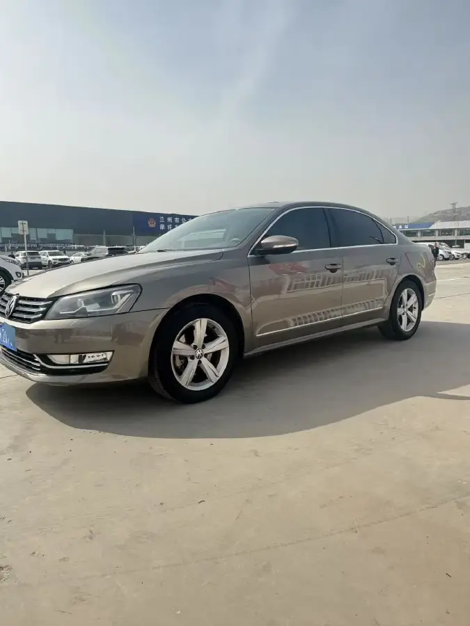 2013 Volkswagen Passat 1.8T 160HP L4 7DCT