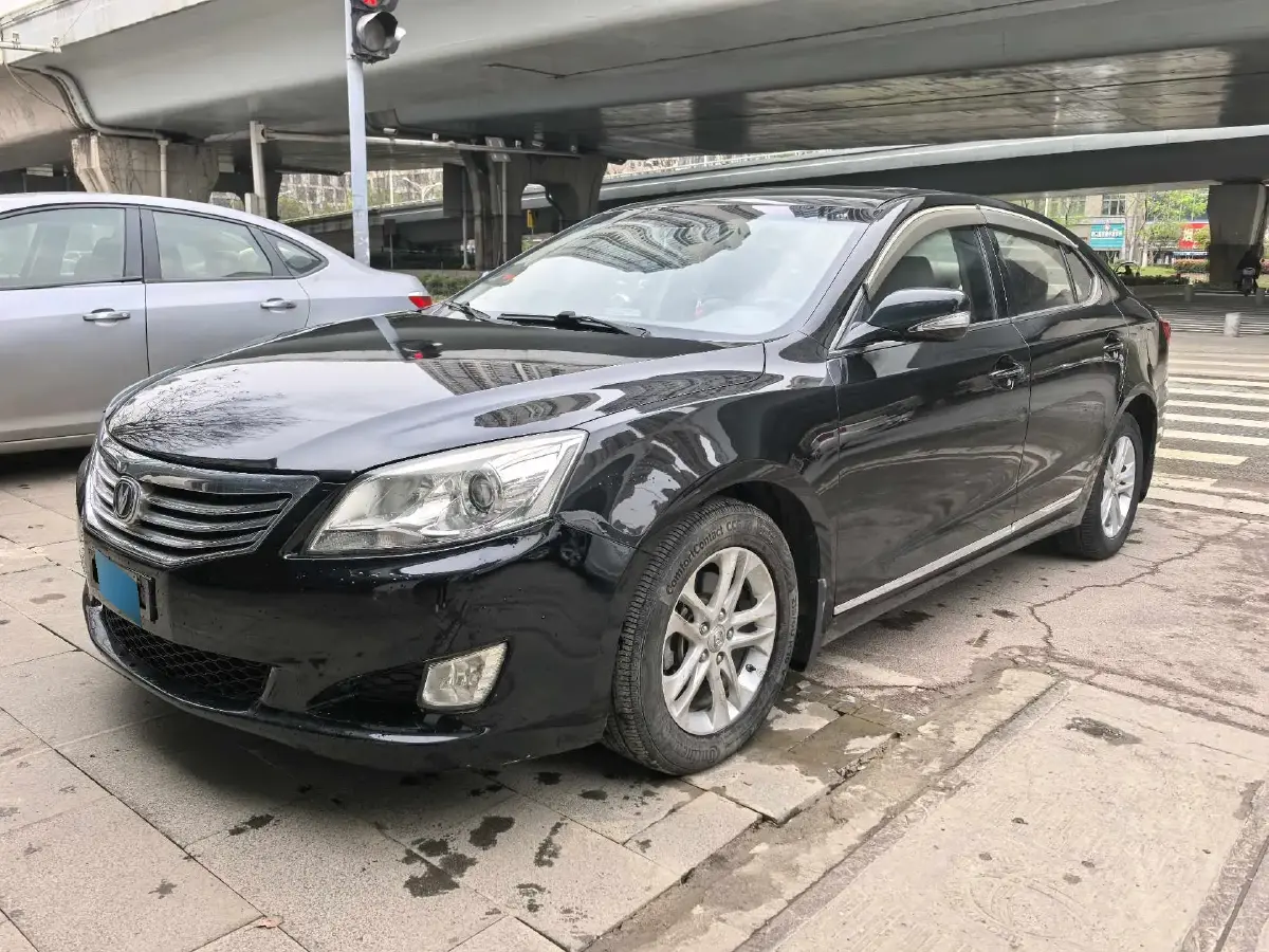 2014 ChangAn Raeton 1.8T 177HP L4 6AT