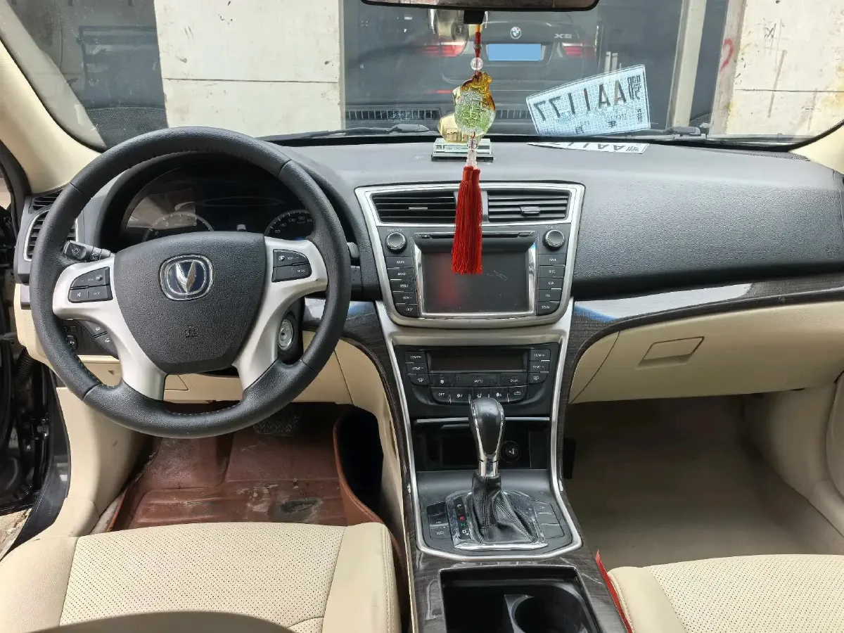 2014 ChangAn Raeton 1.8T 177HP L4 6AT,autocango,china used car exporter,china ev exporter,chinese used car exporter,chinese used ev exporter