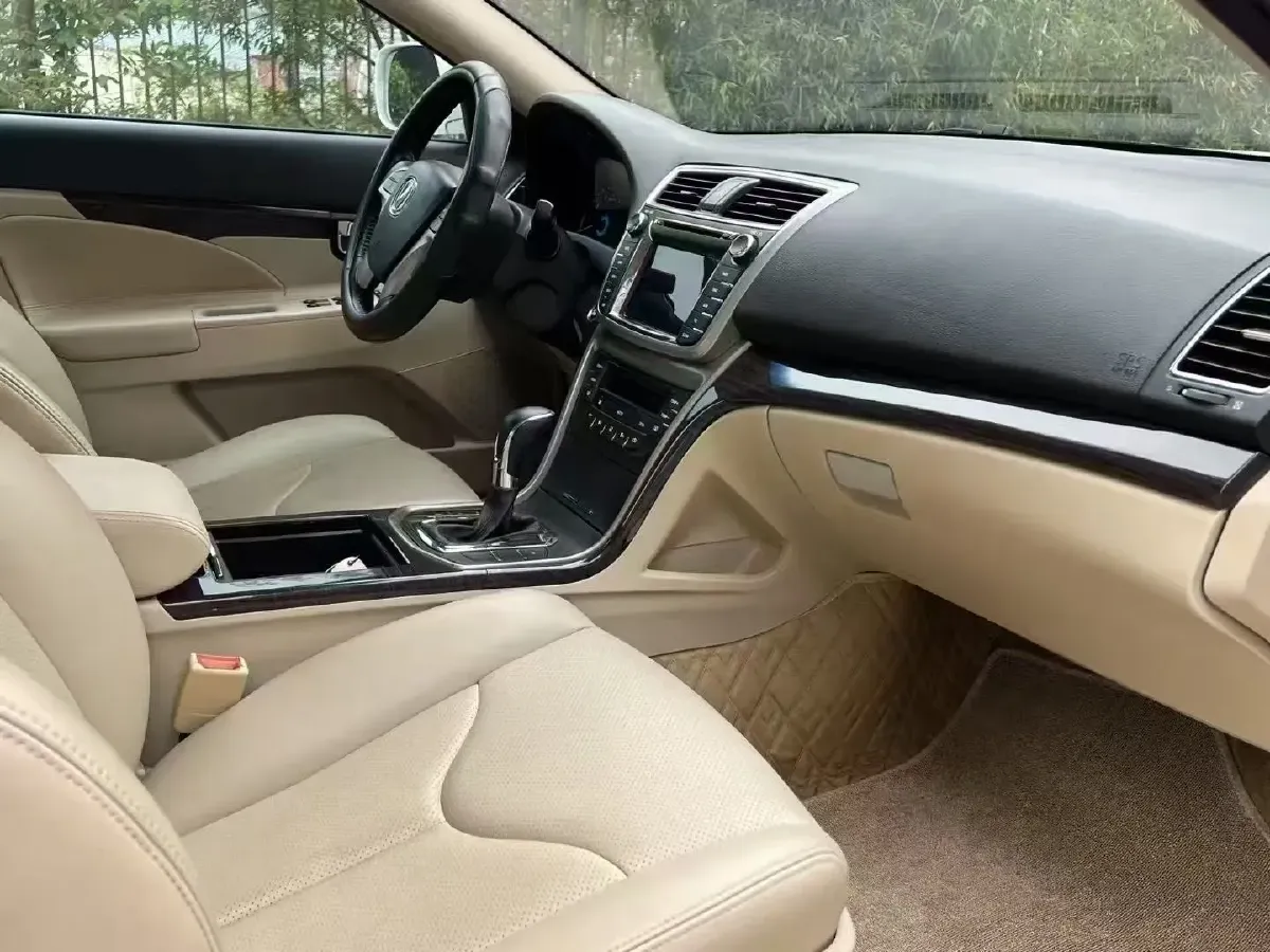 2013 ChangAn Raeton 1.8T 177HP L4 6AT,autocango,china used car exporter,china ev exporter,chinese used car exporter,chinese used ev exporter