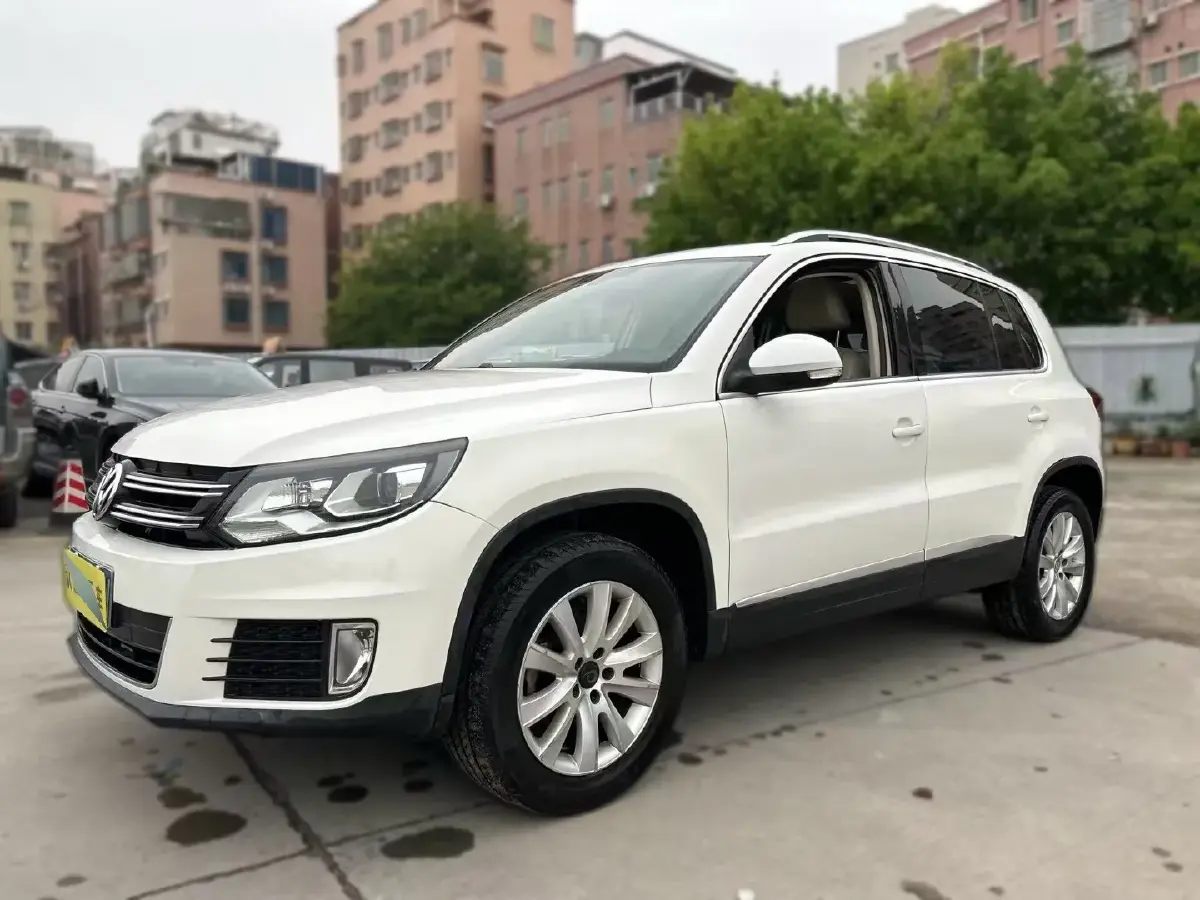 2014 Volkswagen Tiguan 1.8T 160HP L4 6AT