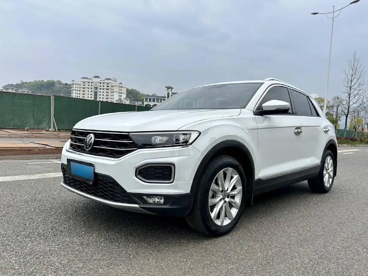 2022 Volkswagen T-Roc 1.4T 150HP L4 7DCT
