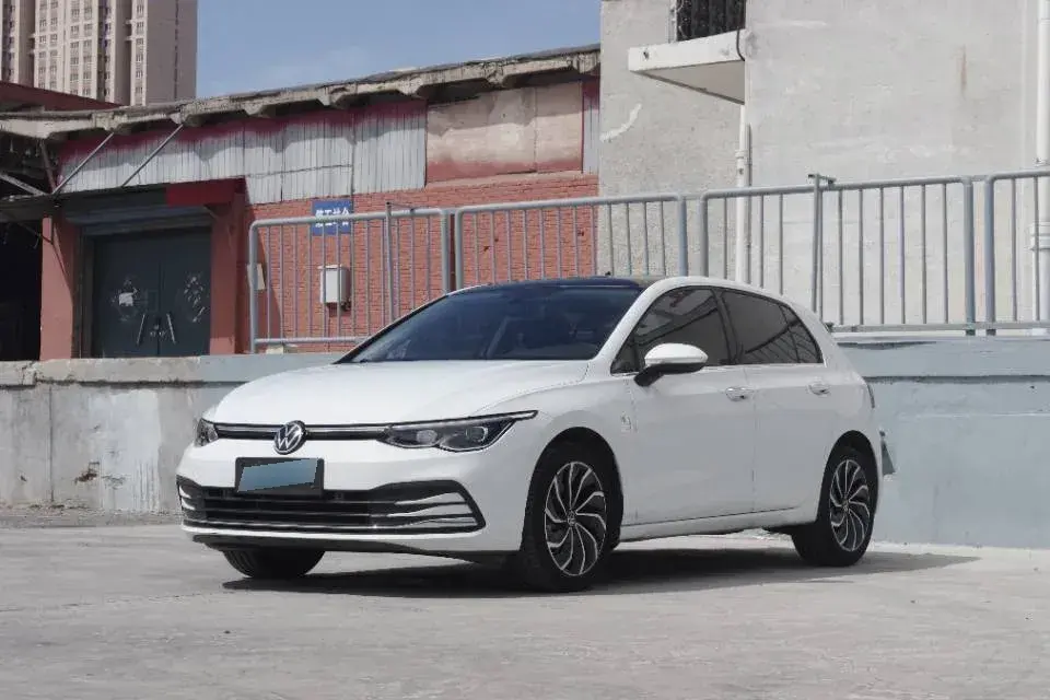 2023 Volkswagen Golf 1.4T 150HP L4 7DCT