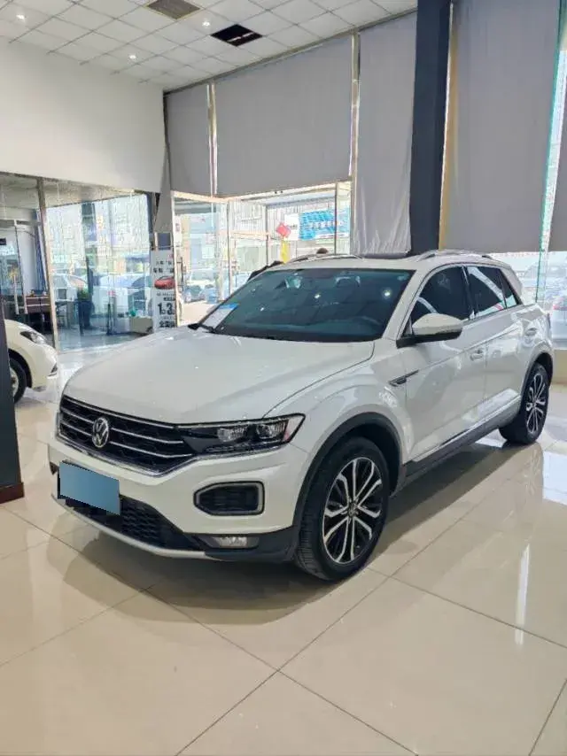 2021 Volkswagen T-Roc 1.4T 150HP L4 7DCT