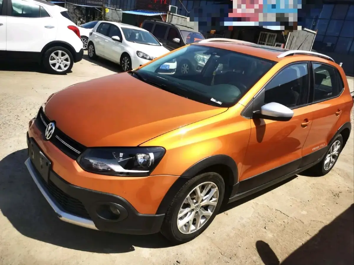 2014 Volkswagen Polo 1.6L 110HP L4 5MT