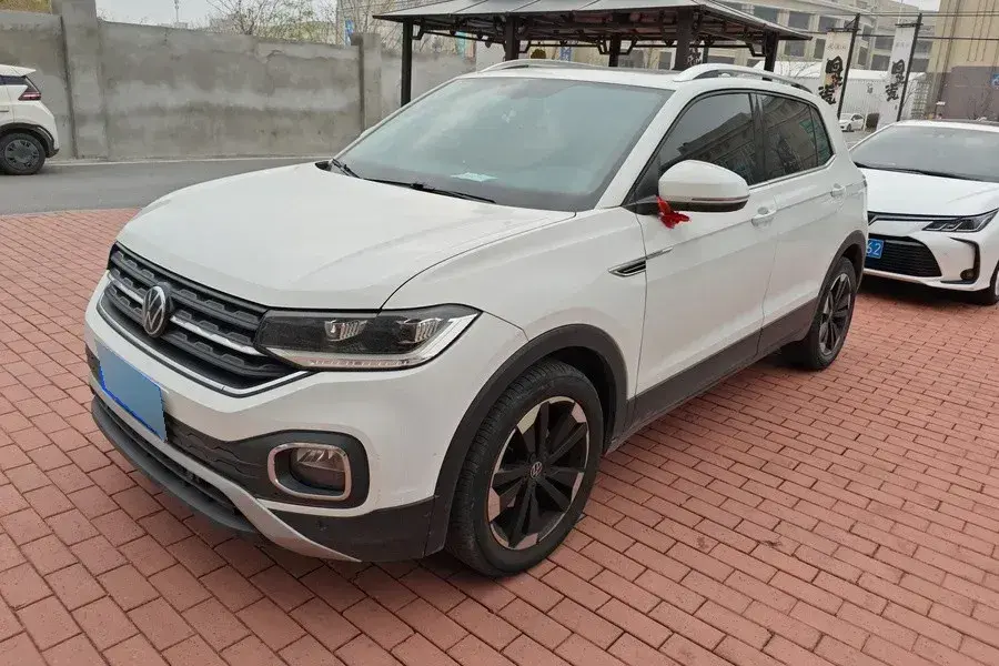 2021 Volkswagen Tacqua 1.2T 116HP L4 7DCT