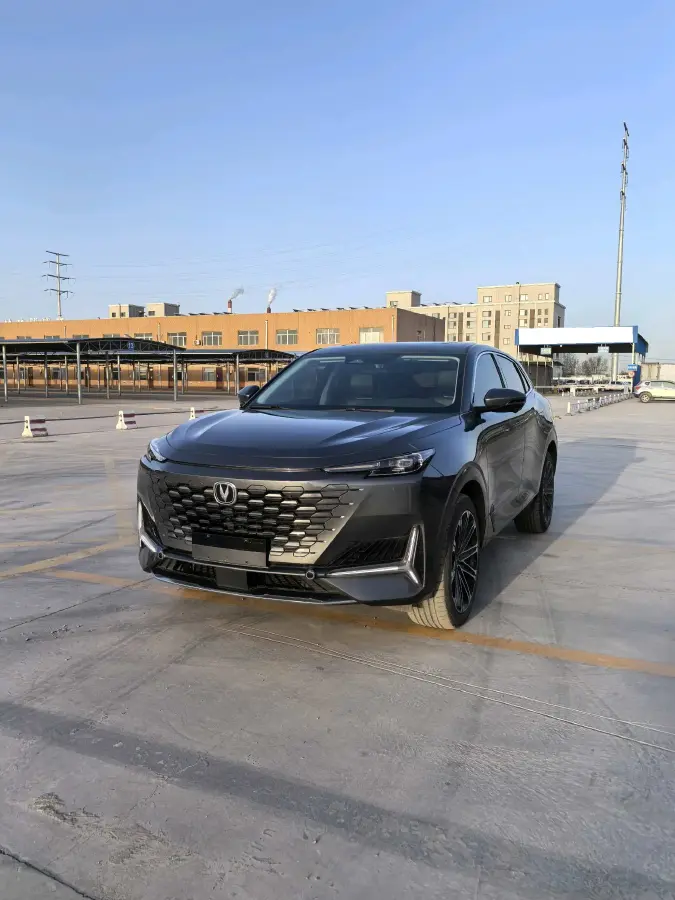 2022 ChangAn UNI-K iDD 1.5T 170HP L4 6TCT PHEV 30.74KWH