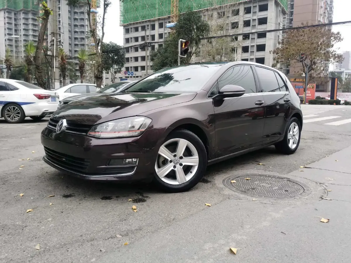 2015 Volkswagen Golf 1.4T 131HP L4 5MT