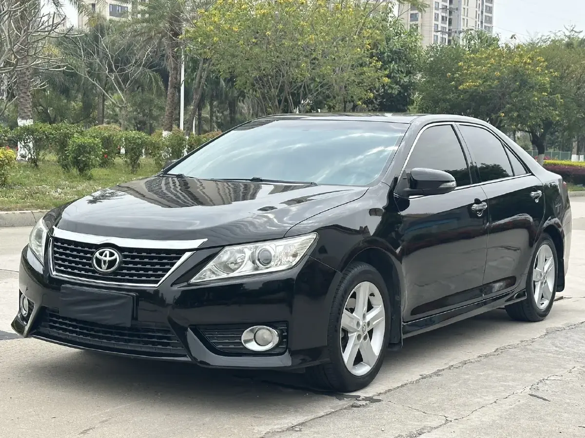 2012 Toyota Camry 2.0L 150HP L4 4AT