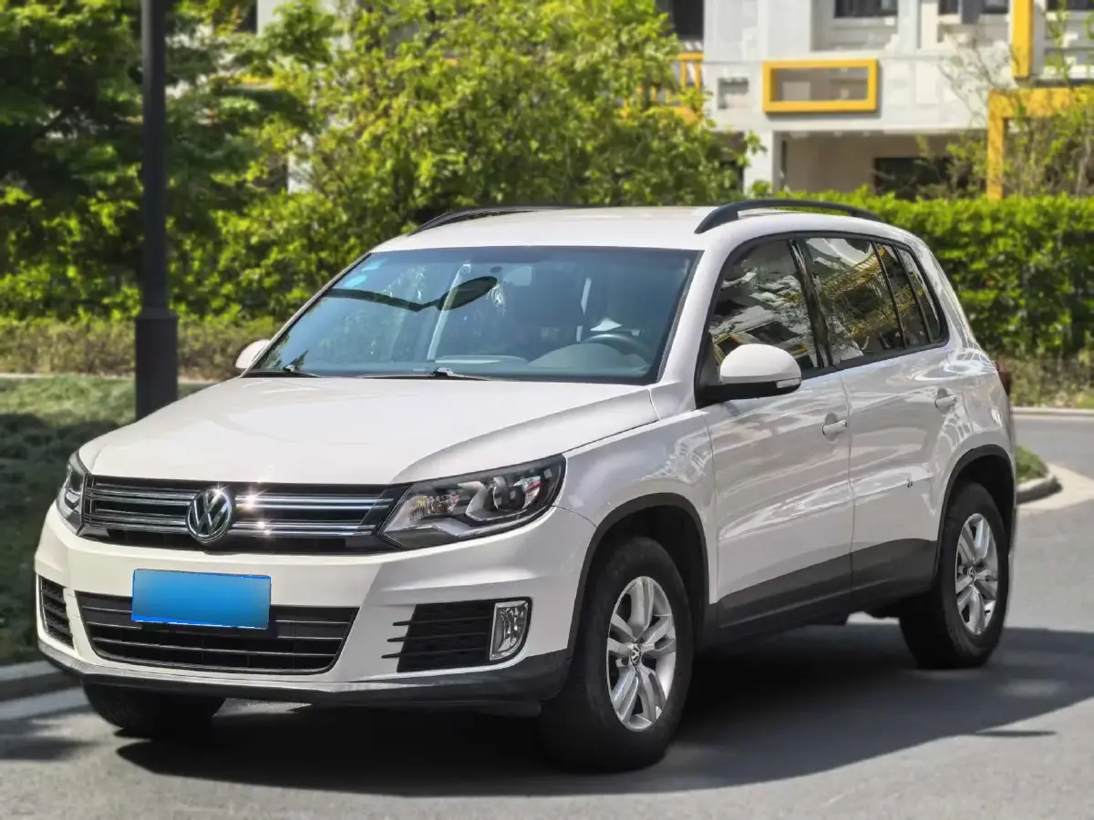 2013 Volkswagen Tiguan 1.8T 160HP L4 6MT