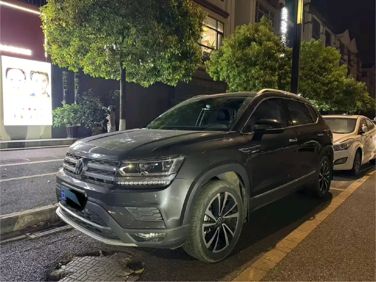 2021 Volkswagen Tharu 2.0T 186HP L4 7DCT