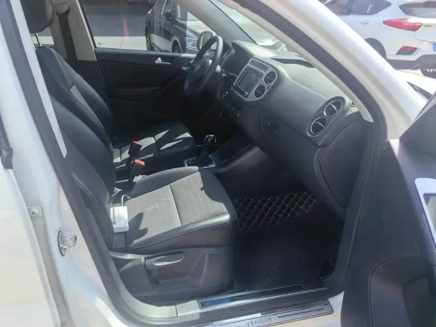 2016 Volkswagen Tiguan 1.8T 160HP L4 6MT,autocango,china used car exporter,china ev exporter,chinese used car exporter,chinese used ev exporter