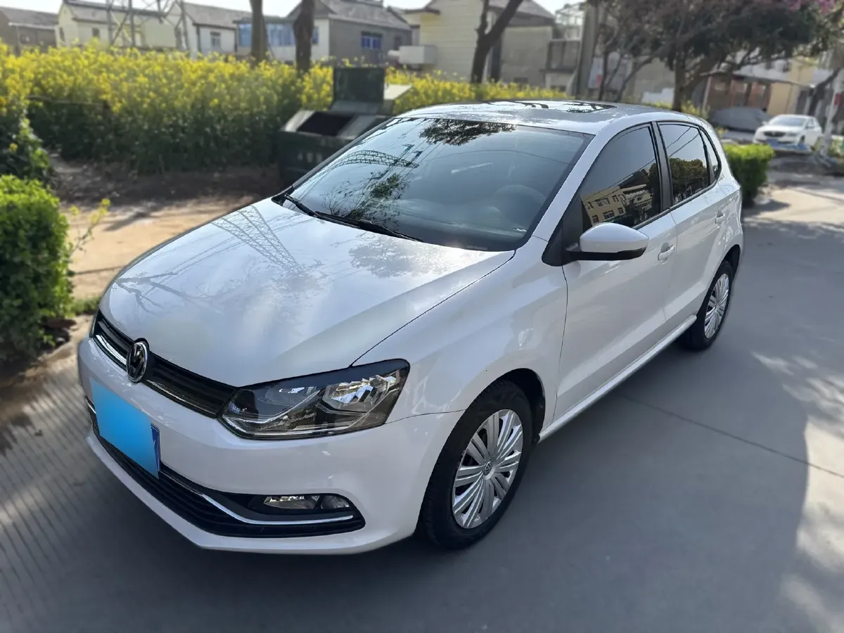 2016 Volkswagen Polo 1.6L 110HP L4 5MT,autocango,china used car exporter,china ev exporter,chinese used car exporter,chinese used ev exporter
