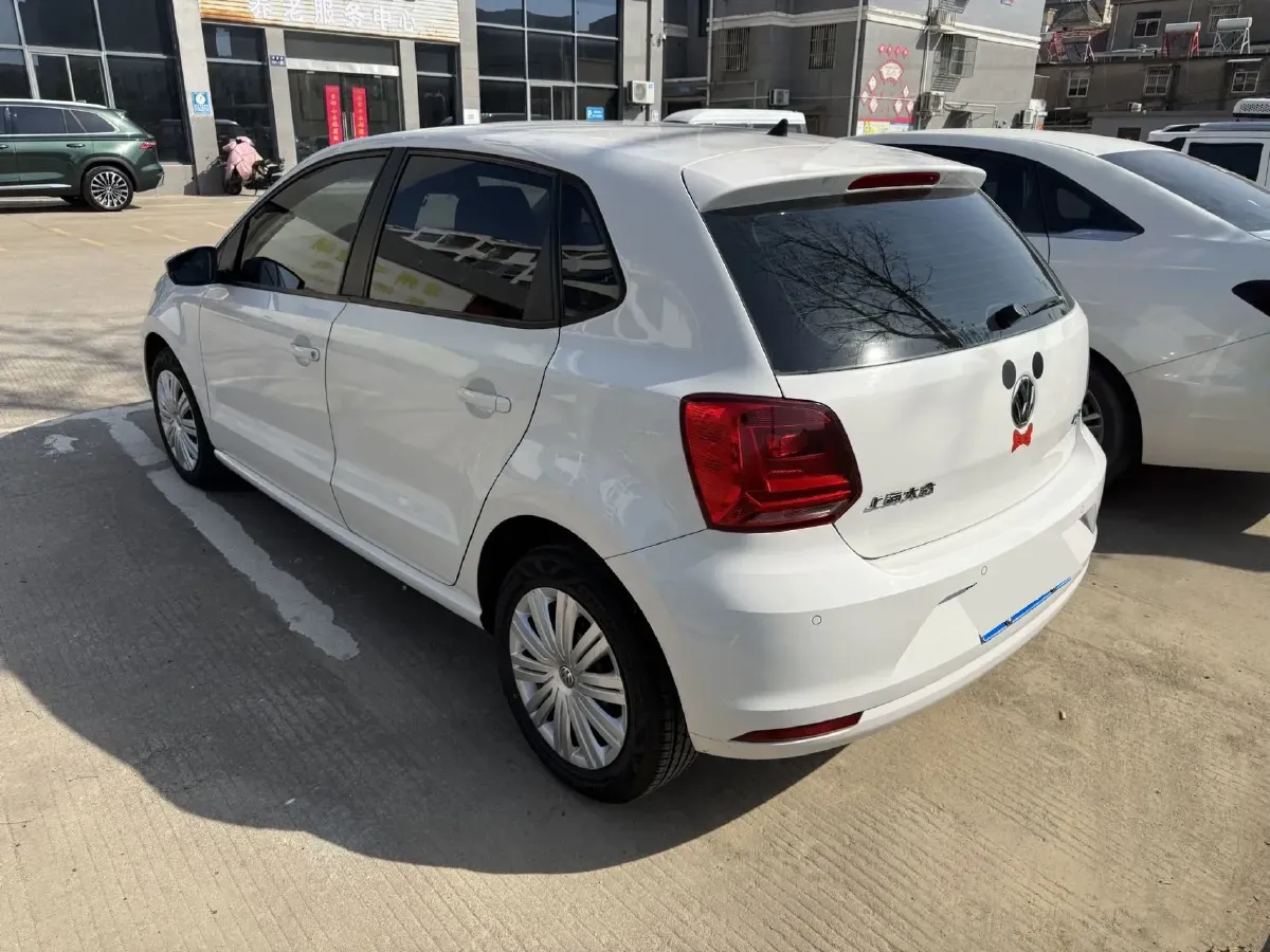 2016 Volkswagen Polo 1.6L 110HP L4 5MT,autocango,china used car exporter,china ev exporter,chinese used car exporter,chinese used ev exporter