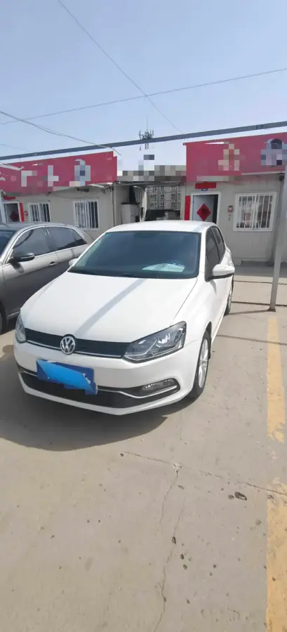 2014 Volkswagen Polo 1.6L 110HP L4 6AT