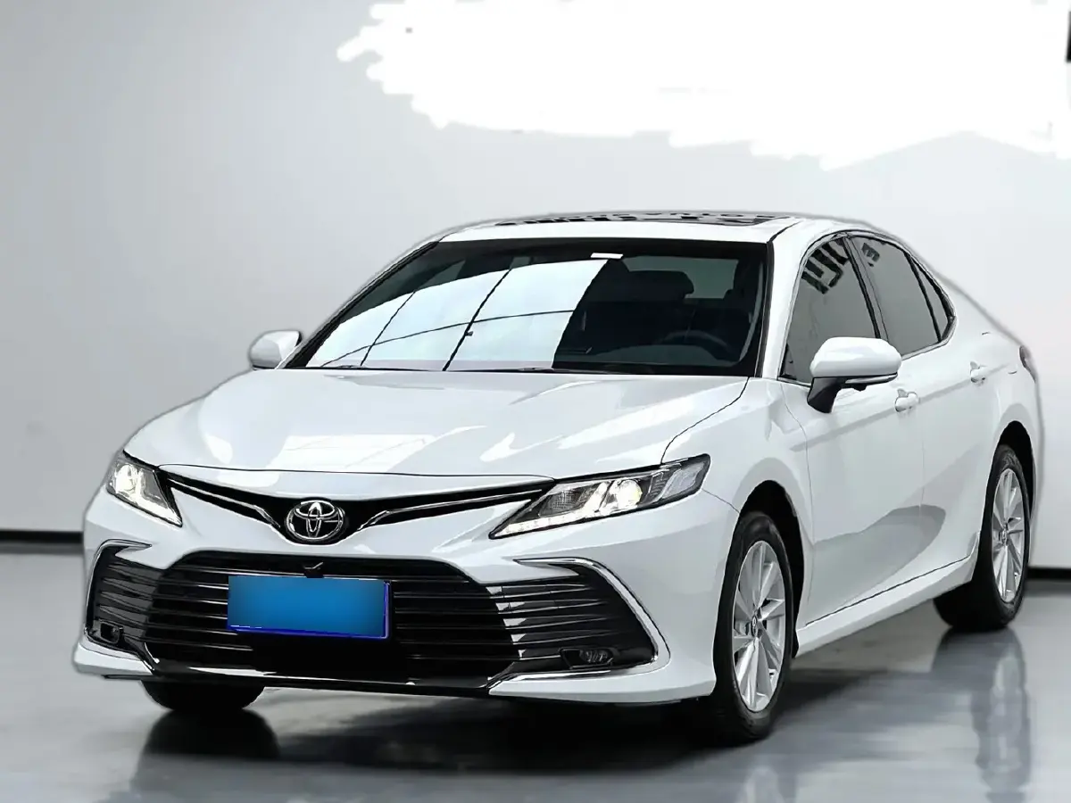 2023 Toyota Camry 2.0L 177HP L4 CVT