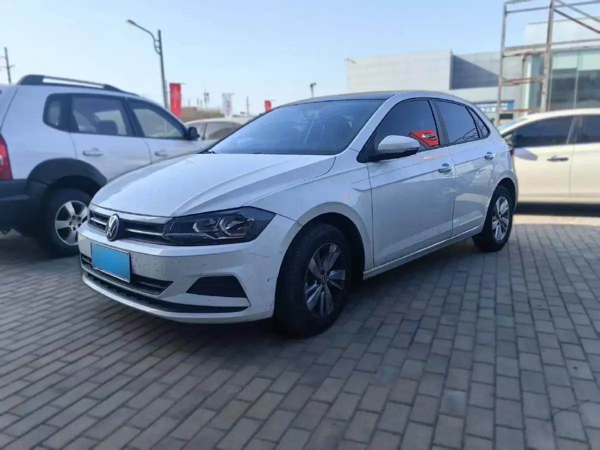 2023 Volkswagen Polo 1.5L 110HP L4 6AT