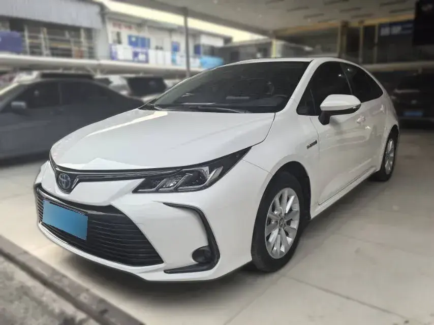 2021 Toyota Corolla 1.8L 98HP L4 E-CVT Hybrid