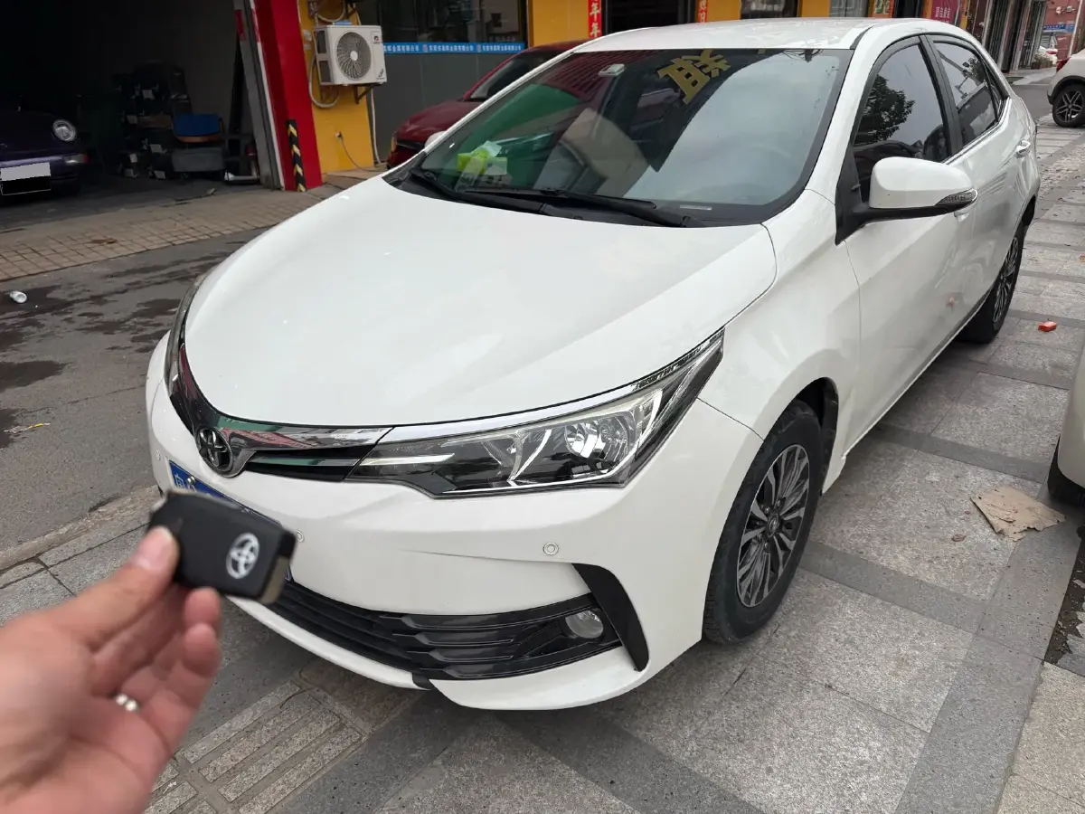 2017 Toyota Corolla 1.2T 116HP L4 6MT