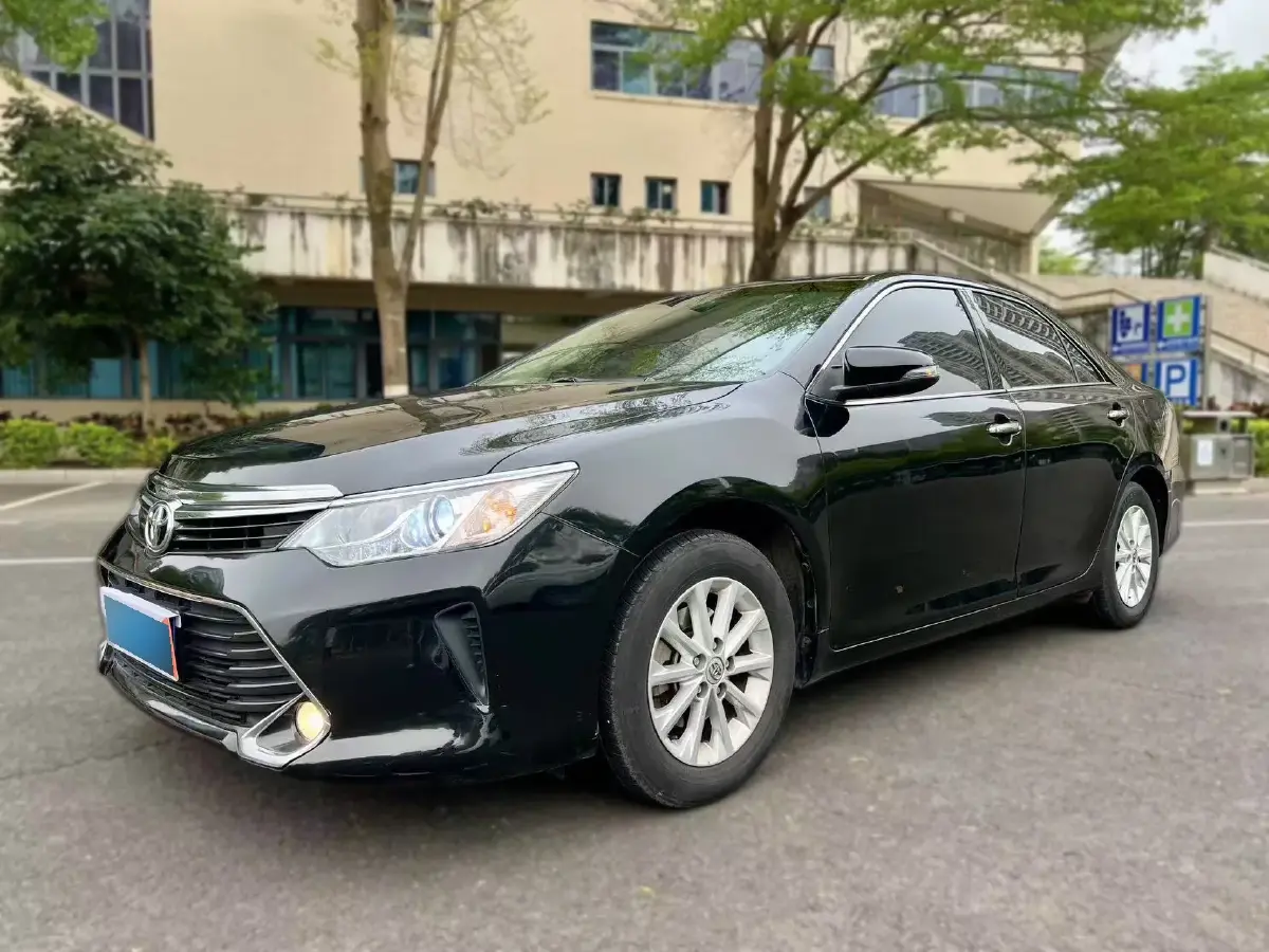 2016 Toyota Camry 2.0L 167HP L4 6AT