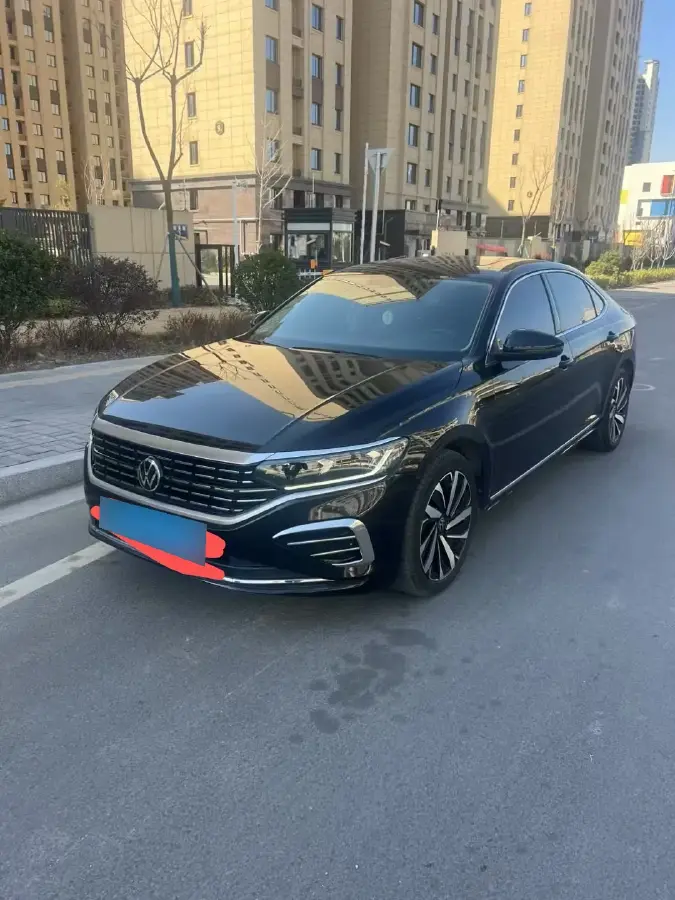2022 Volkswagen Passat 2.0T 186HP L4 7DCT