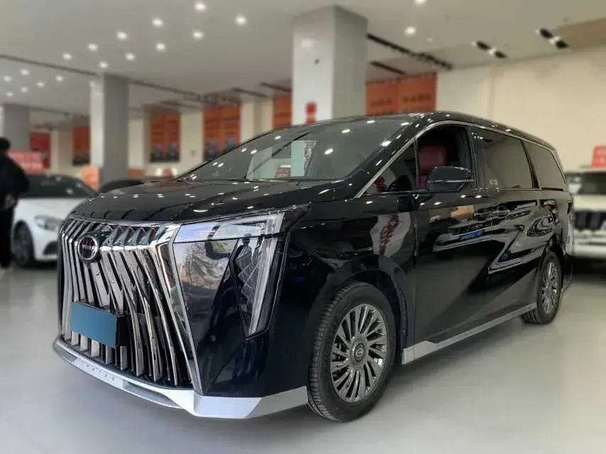 2023 GAC Trumpchi M8 2.0T 252HP L4 8AT