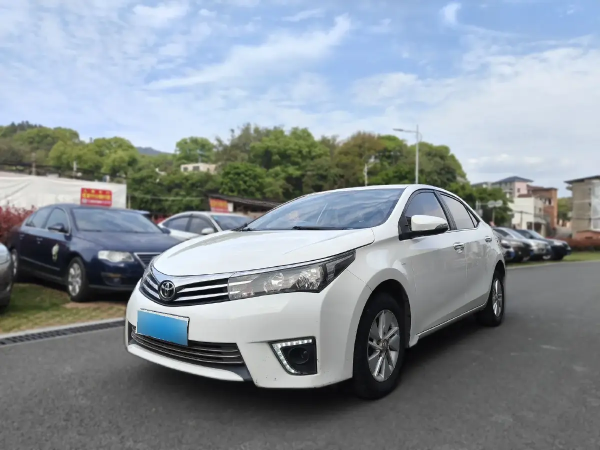 2017 Toyota Corolla 1.2T 116HP L4 6MT