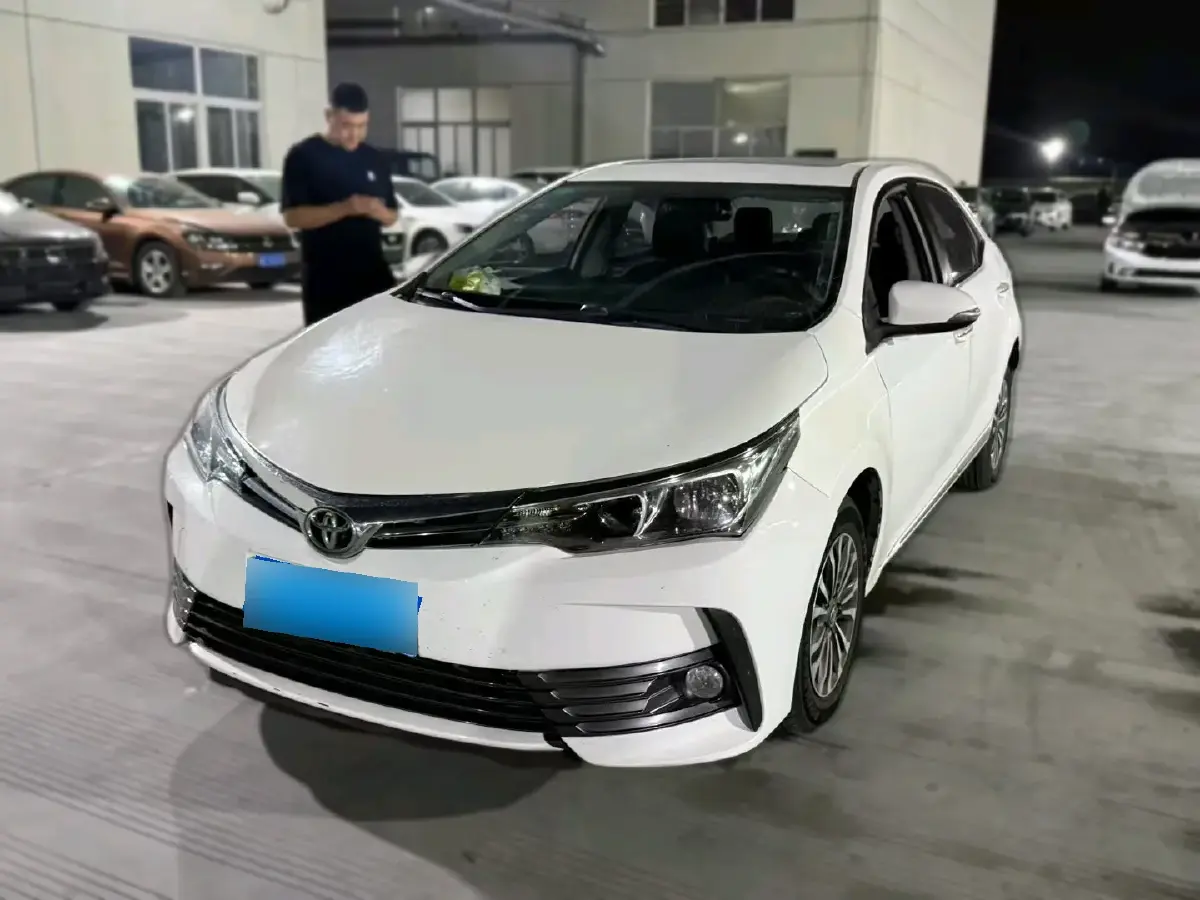 2017 Toyota Corolla 1.2T 116HP L4 CVT