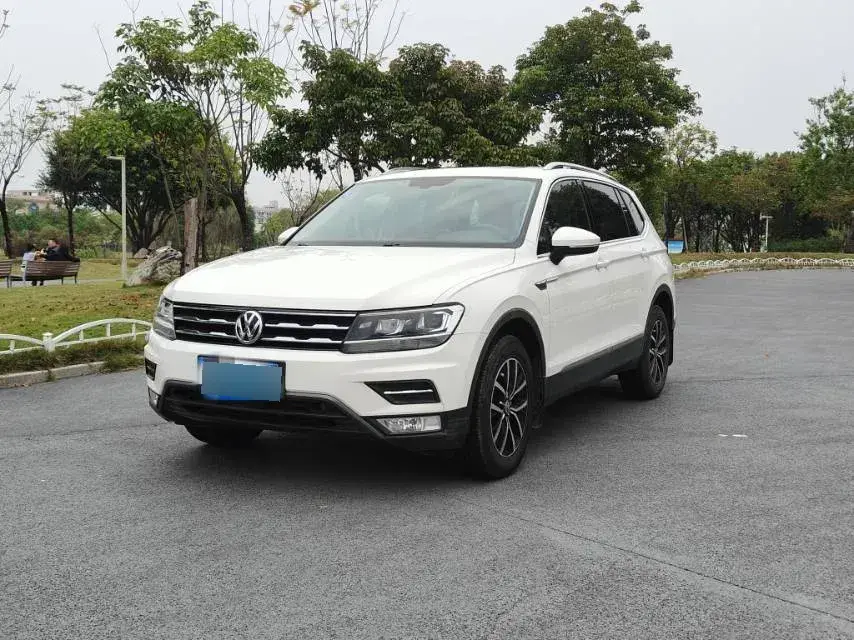 2016 Volkswagen Tiguan 1.8T 160HP L4 6AT