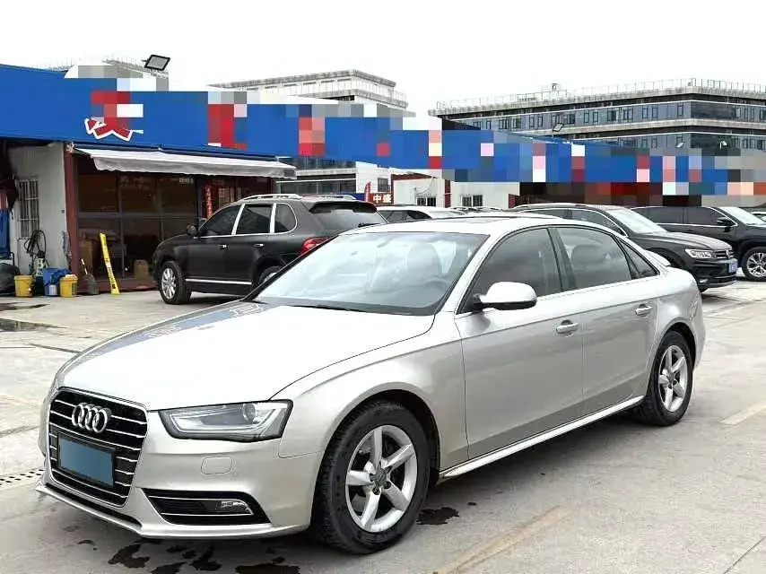 2015 Audi A4L 2.0T 180HP L4 CVT