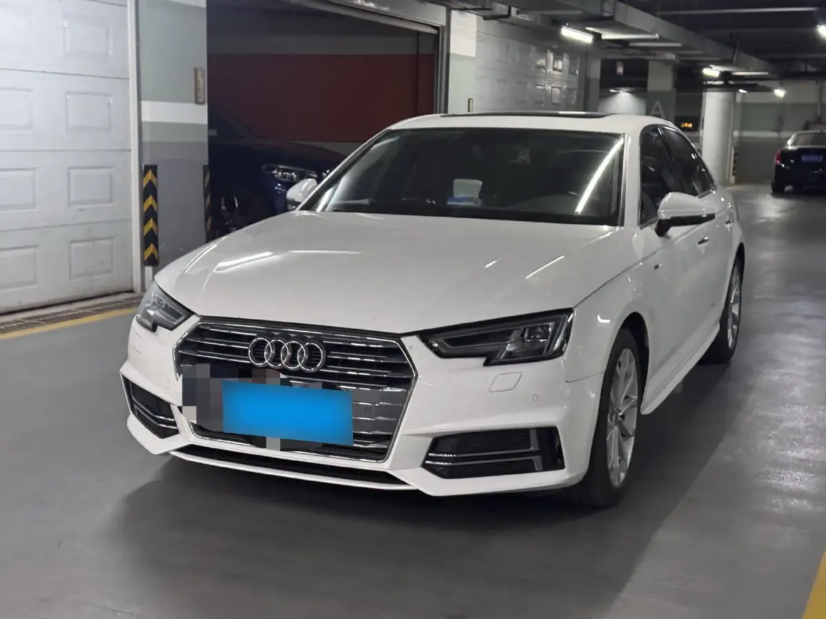 2018 Audi A4L 2.0T 190HP L4 7DCT