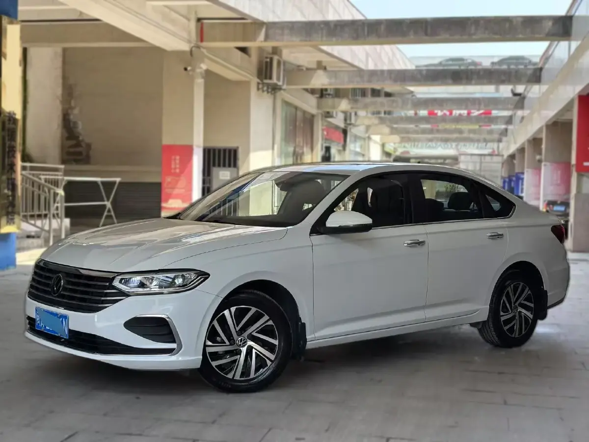 2023 Volkswagen Lavida 1.5L 113HP L4 6AT