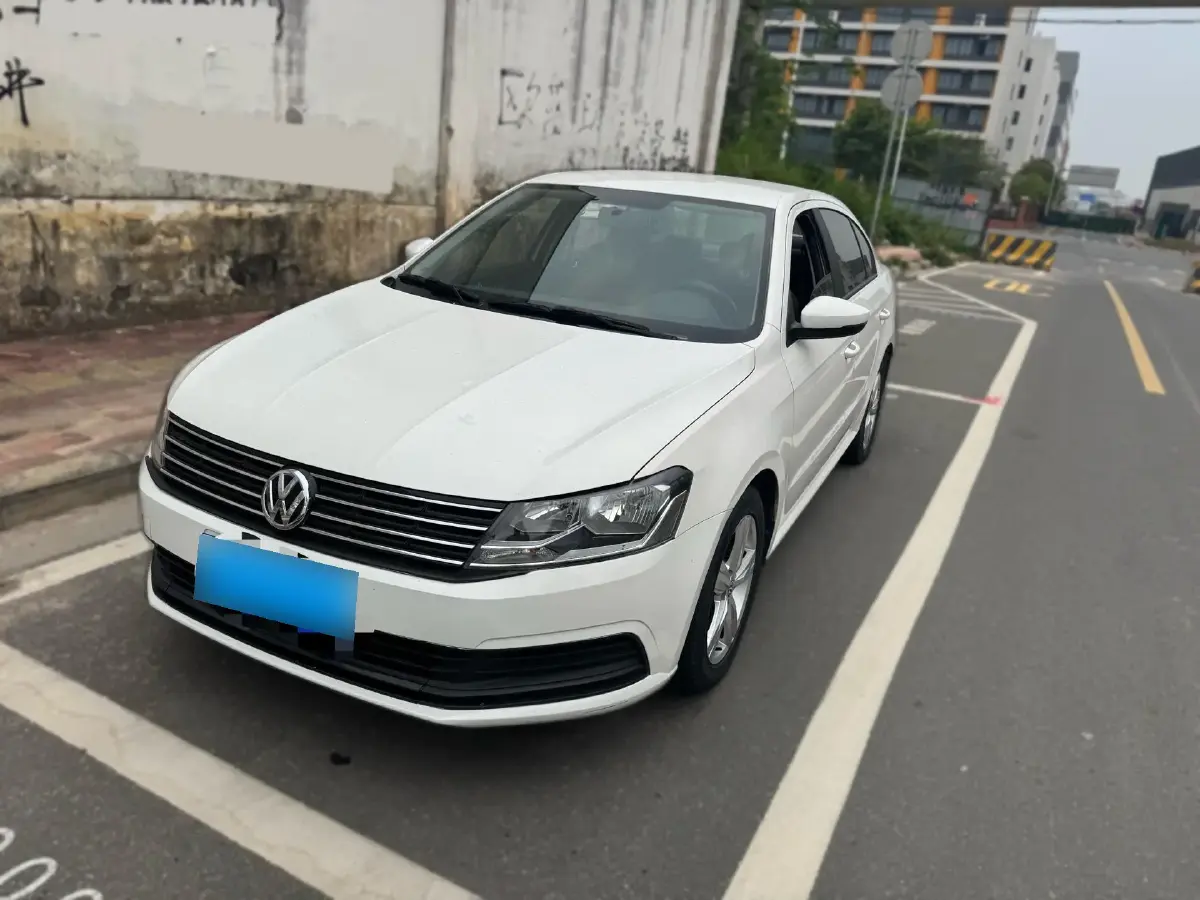 2017 Volkswagen Lavida 1.6L 110HP L4 6AT