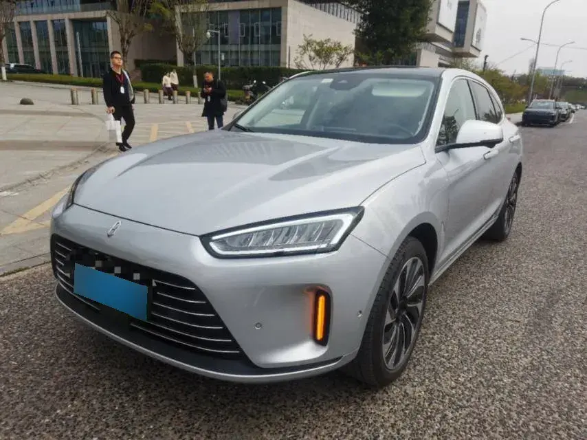 2022 HIMA AITO M5 Range Extended 125HP REEV 40KWH