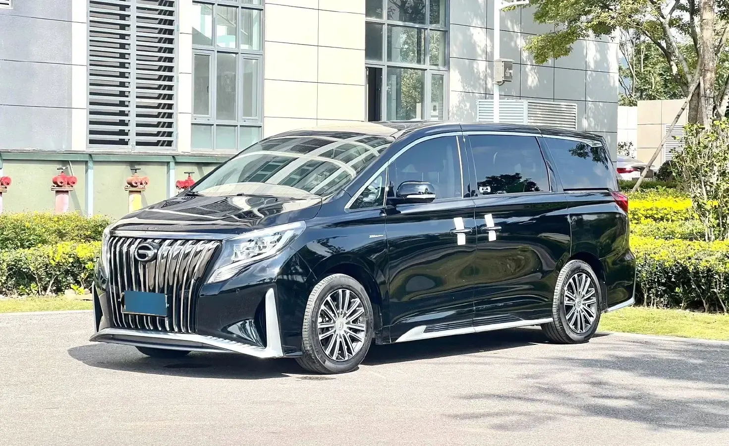 2021 GAC Trumpchi M8 2.0T 252HP L4 8AT