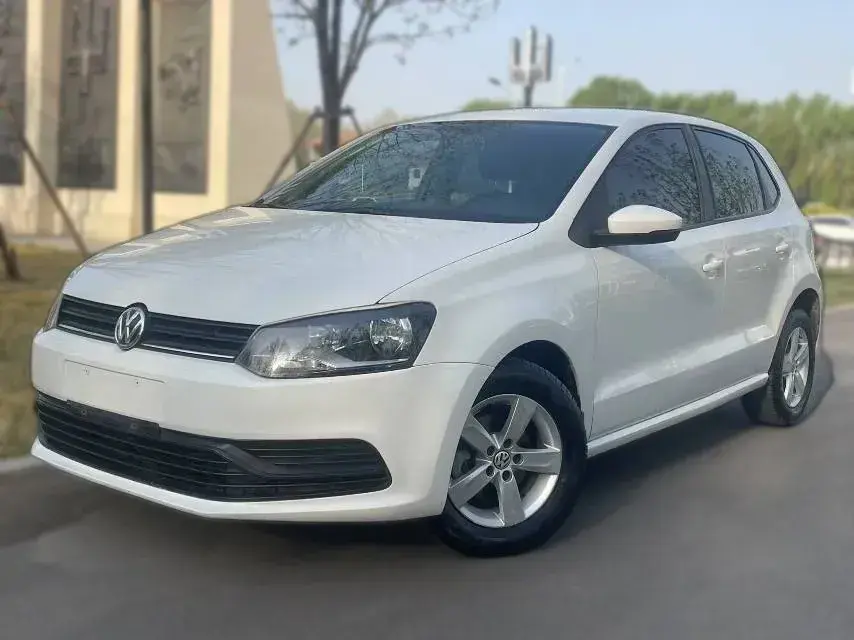 2016 Volkswagen Polo 1.4L 90HP L4 6AT