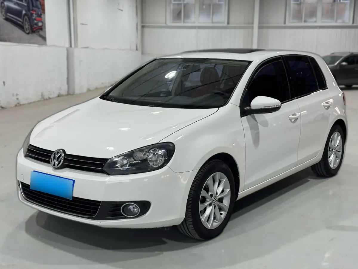 2012 Volkswagen Golf 1.6L 105HP L4 6AT