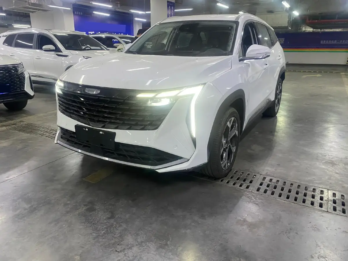 2023 Geely StarRay 1.5T 181HP L4 7DCT