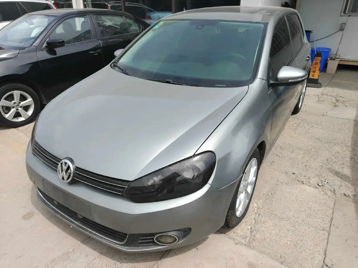 2010 Volkswagen Golf 1.4T 131HP L4 7DCT