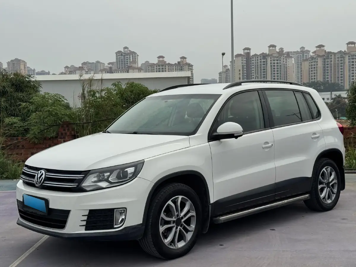 2013 Volkswagen Tiguan 1.8T 160HP L4 6AT
