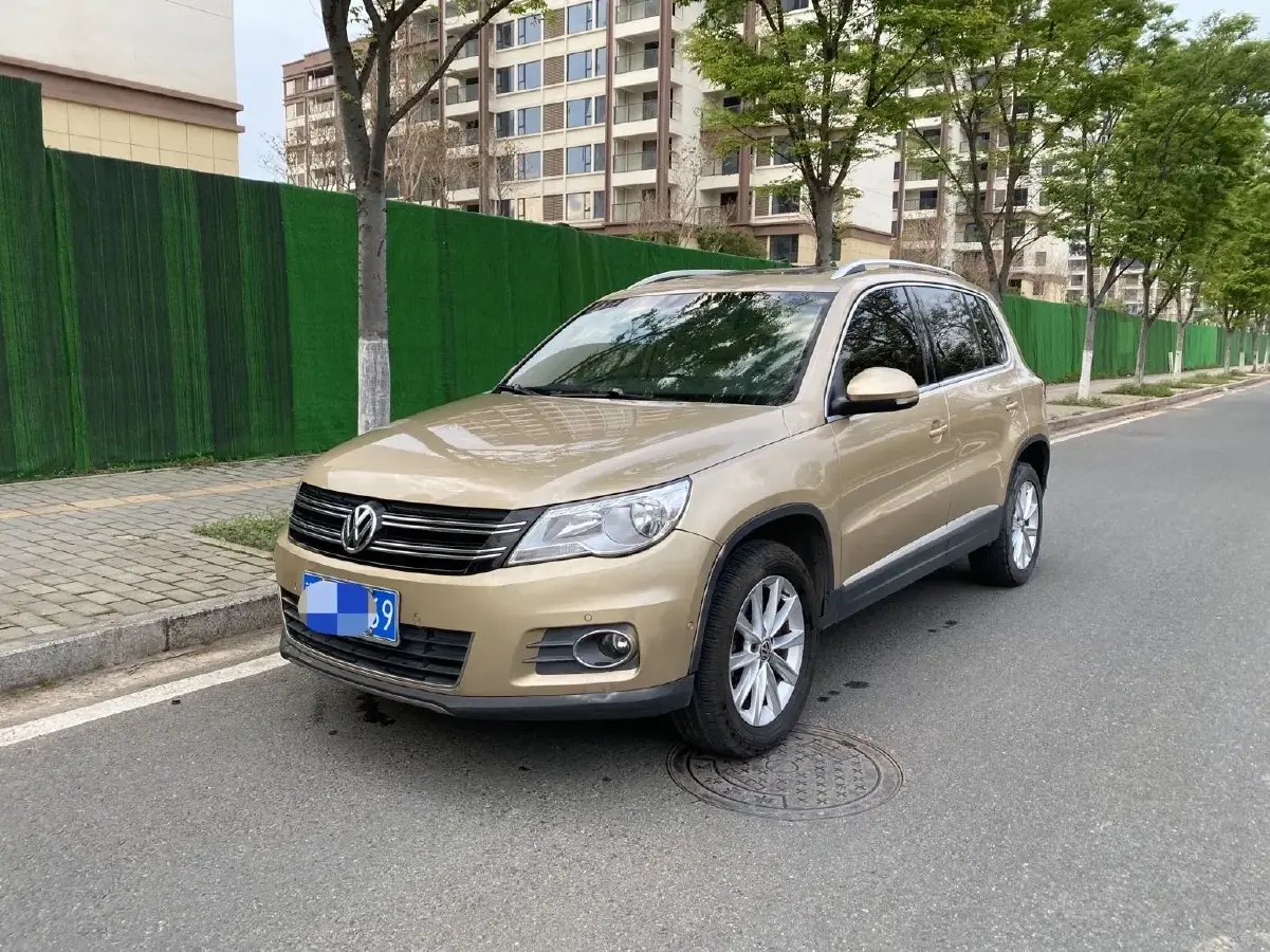 2012 Volkswagen Tiguan 1.8T 160HP L4 6AT