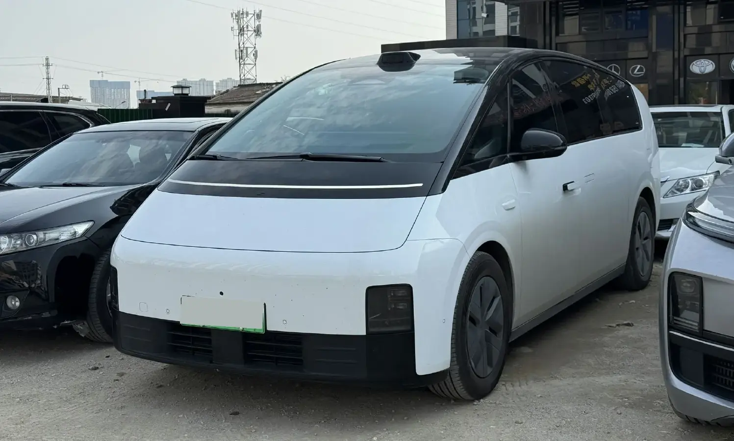 2024 Li MEGA BEV 102.7KWH