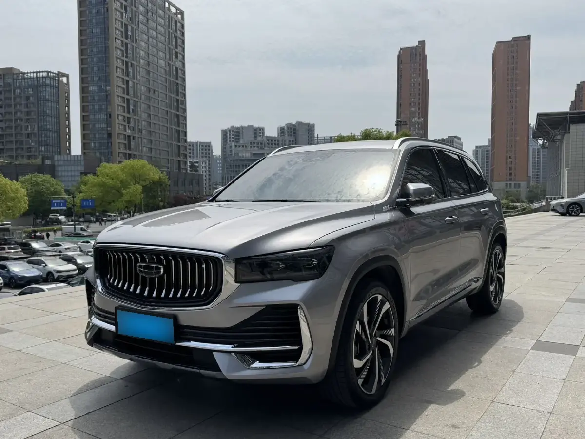 2023 Geely Monjaro 2.0T 238HP L4 8AT